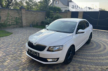 Лифтбек Skoda Octavia 2014 в Ровно