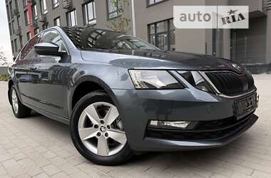 Лифтбек Skoda Octavia 2020 в Киеве