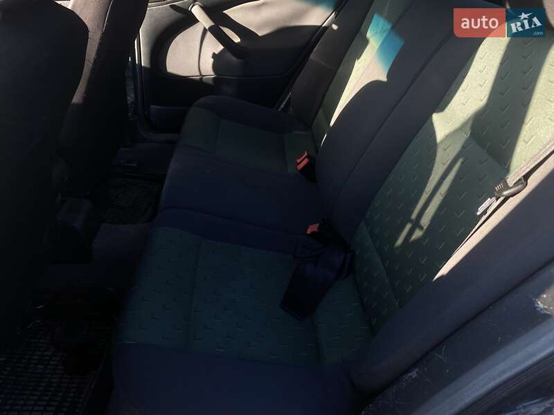 Лифтбек Skoda Octavia 1998 в Сновске