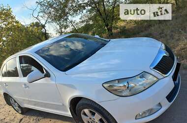 Лифтбек Skoda Octavia 2010 в Днепре