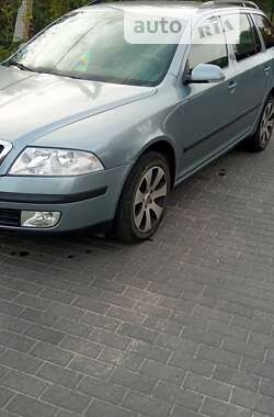 Универсал Skoda Octavia 2005 в Ровно