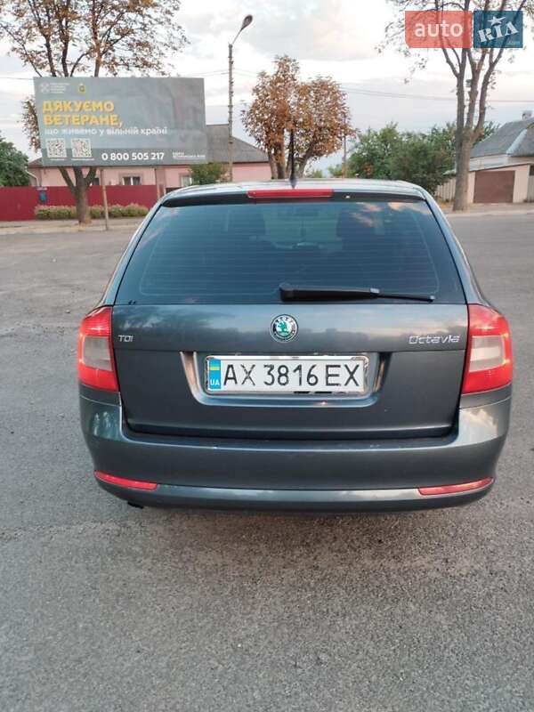 Универсал Skoda Octavia 2011 в Первомайске