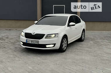 Лифтбек Skoda Octavia 2013 в Сваляве