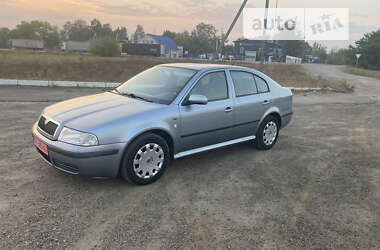 Ліфтбек Skoda Octavia 2004 в Сарнах