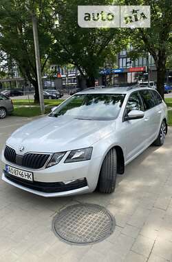 Универсал Skoda Octavia 2017 в Ужгороде