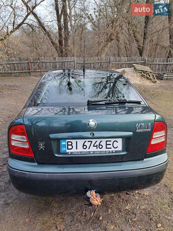 Лифтбек Skoda Octavia 2006 в Гадяче
