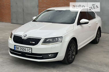 Лифтбек Skoda Octavia 2014 в Дубровице