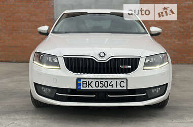 Лифтбек Skoda Octavia 2014 в Дубровице