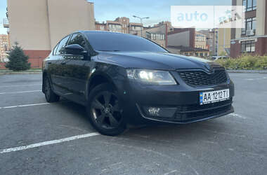 Лифтбек Skoda Octavia 2015 в Киеве