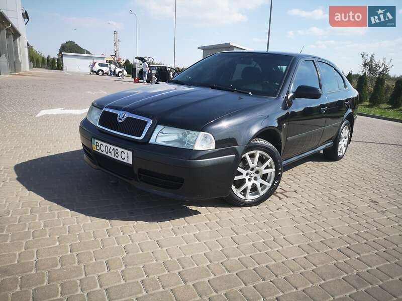 Лифтбек Skoda Octavia 2007 в Городке