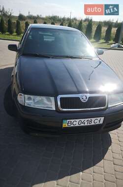 Лифтбек Skoda Octavia 2007 в Городке