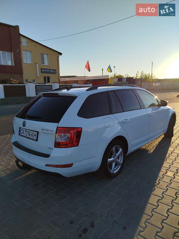 Универсал Skoda Octavia 2016 в Умани