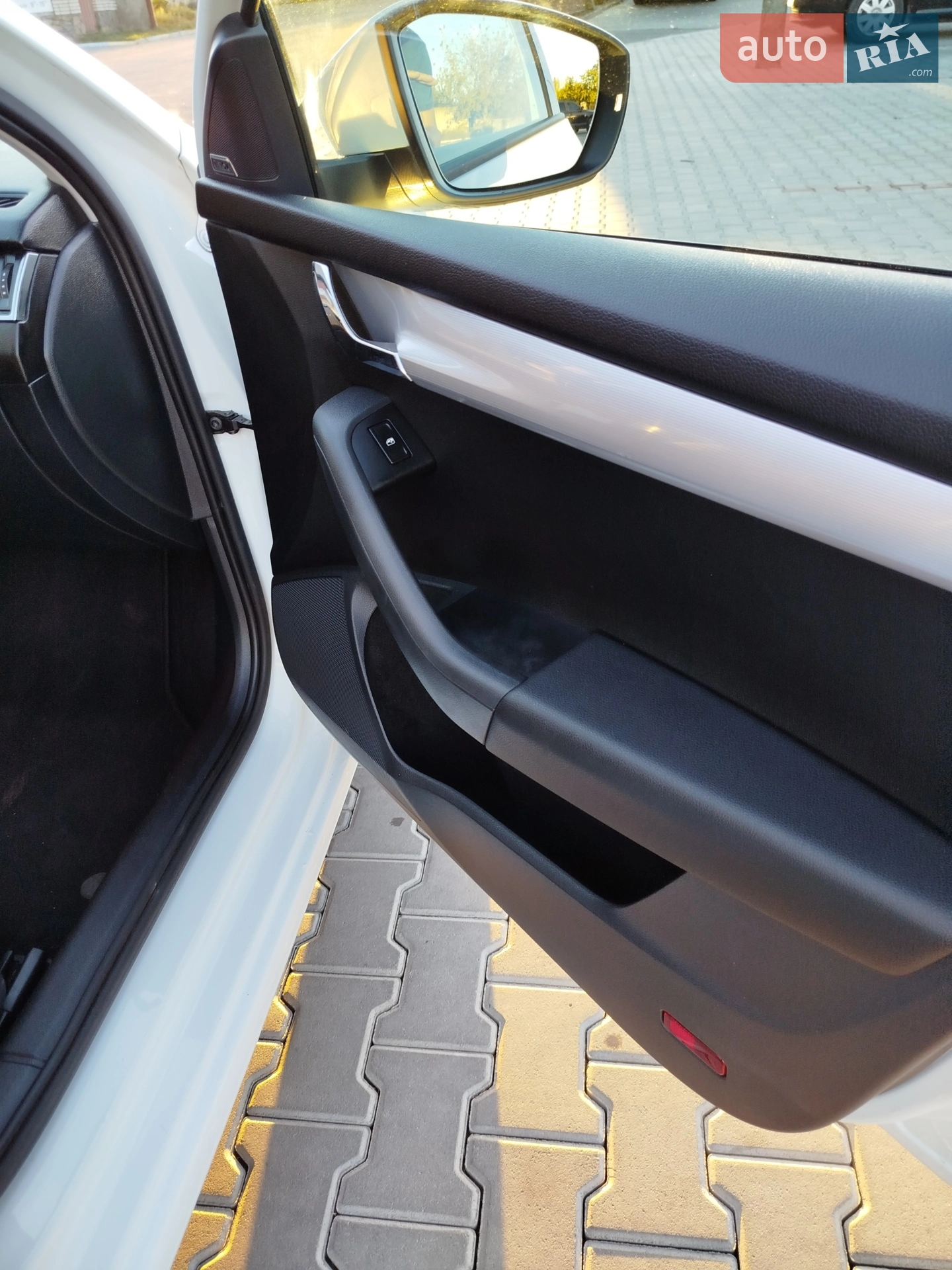 2016 Skoda Octavia - мініатюра 6
