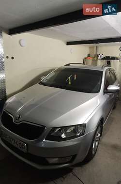 Универсал Skoda Octavia 2015 в 