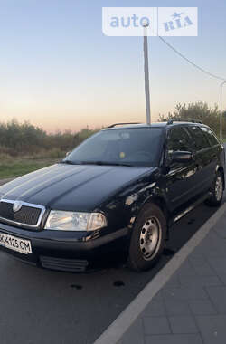 Універсал Skoda Octavia 2009 в Василькові