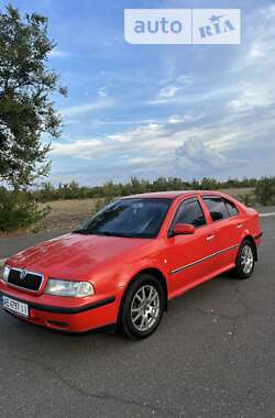 Лифтбек Skoda Octavia 1998 в Кривом Роге