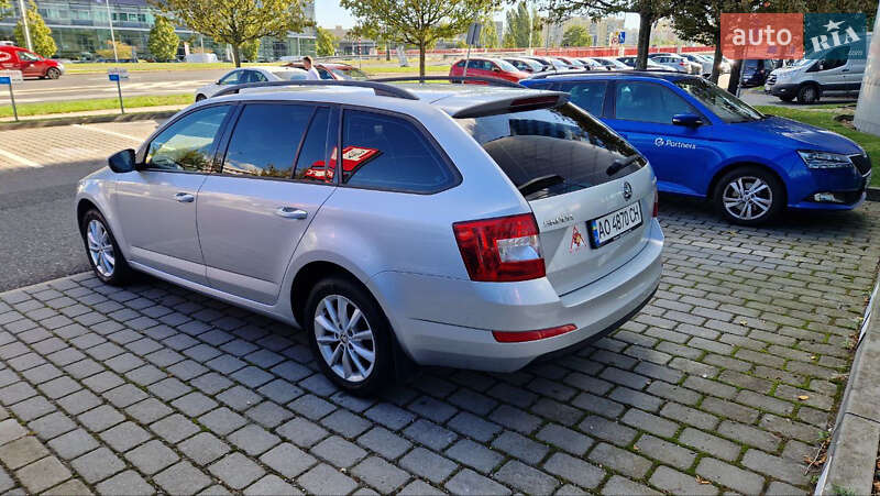 Універсал Skoda Octavia 2016 в Ужгороді