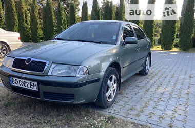 Ліфтбек Skoda Octavia 2003 в Кременці