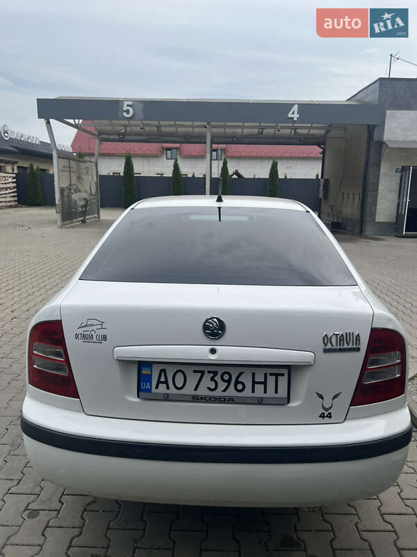 Ліфтбек Skoda Octavia 2009 в Іршаві
