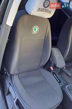 Лифтбек Skoda Octavia 2012 в 
