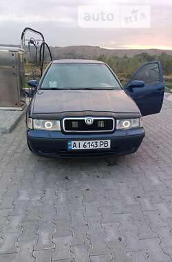 Лифтбек Skoda Octavia 1998 в Обухове