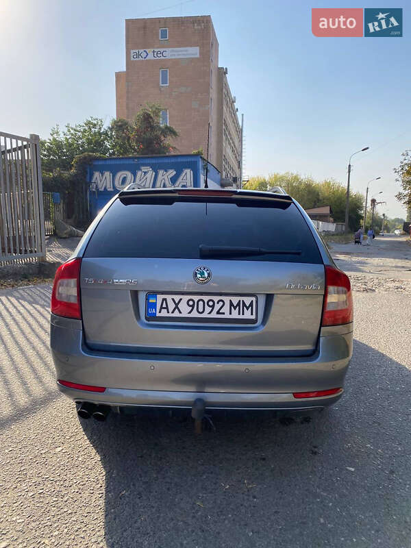 Універсал Skoda Octavia 2012 в Харкові