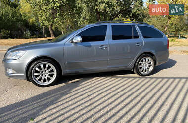 Універсал Skoda Octavia 2012 в Харкові