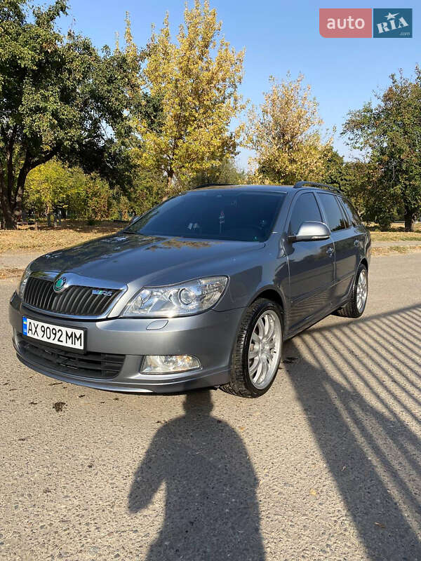 Універсал Skoda Octavia 2012 в Харкові