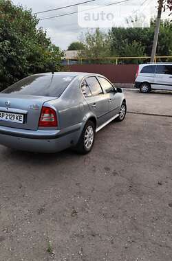 Лифтбек Skoda Octavia 2002 в Запорожье