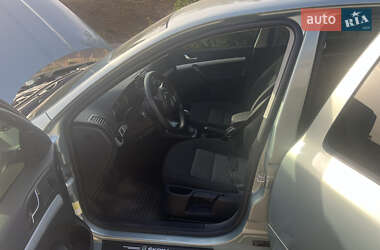 Лифтбек Skoda Octavia 2010 в 