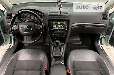 Лифтбек Skoda Octavia 2009 в Тячеве