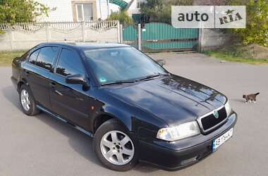 Лифтбек Skoda Octavia 1999 в Тростянце