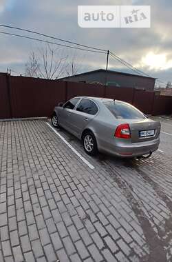 Лифтбек Skoda Octavia 2010 в Ровно