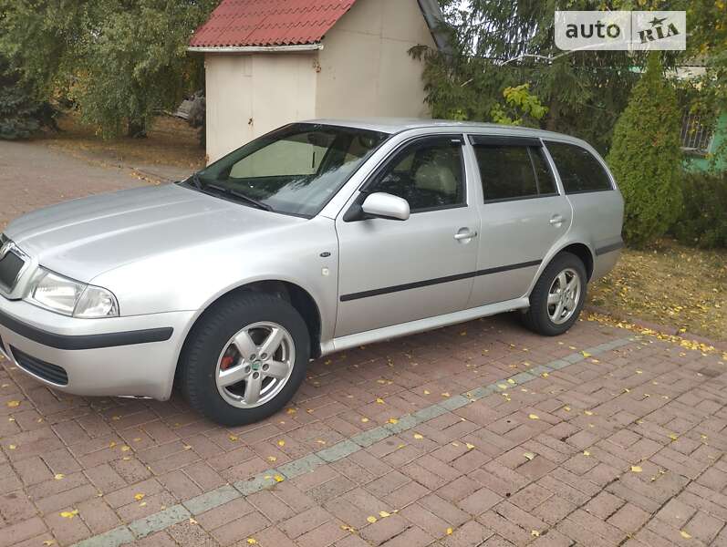 Универсал Skoda Octavia 2001 в Прилуках