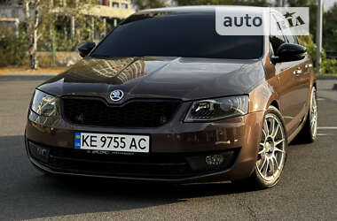 Лифтбек Skoda Octavia 2013 в Днепре