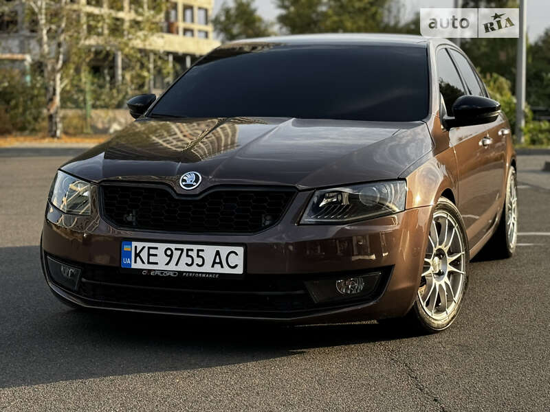 Лифтбек Skoda Octavia 2013 в Днепре