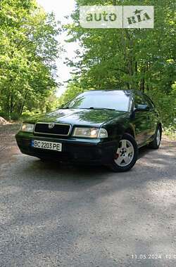 Лифтбек Skoda Octavia 2000 в Буске