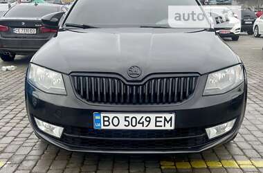 Універсал Skoda Octavia 2016 в Чернівцях