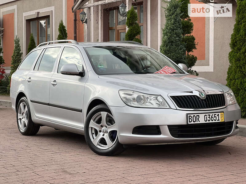 Универсал Skoda Octavia 2011 в Стрые