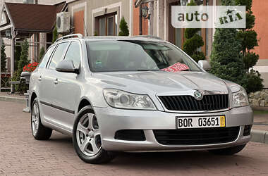 Универсал Skoda Octavia 2011 в Стрые