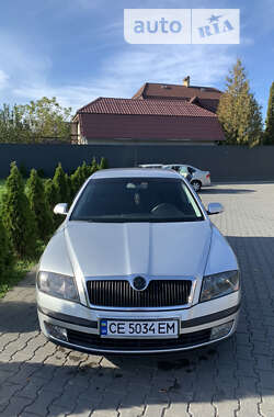 Ліфтбек Skoda Octavia 2004 в Чернівцях