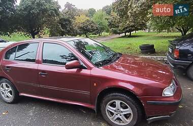 Лифтбек Skoda Octavia 1999 в 