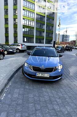 Универсал Skoda Octavia 2017 в Ивано-Франковске