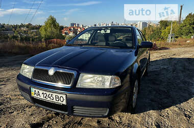 Лифтбек Skoda Octavia 2006 в Киеве