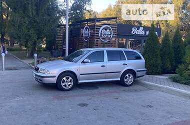 Универсал Skoda Octavia 2000 в Лубнах