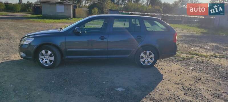 Универсал Skoda Octavia 2011 в Монастыриске