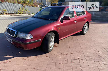 Лифтбек Skoda Octavia 1998 в Ровно