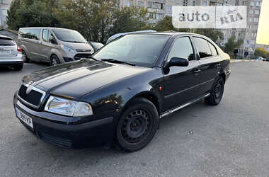 Лифтбек Skoda Octavia 2004 в Василькове