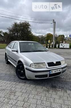 Лифтбек Skoda Octavia 2003 в Львове