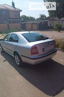 Лифтбек Skoda Octavia 2008 в Чернигове